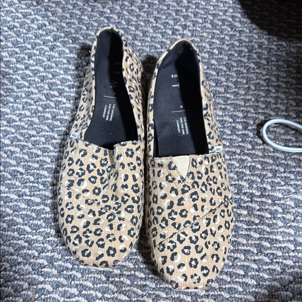 Toms Leopard Print Flats